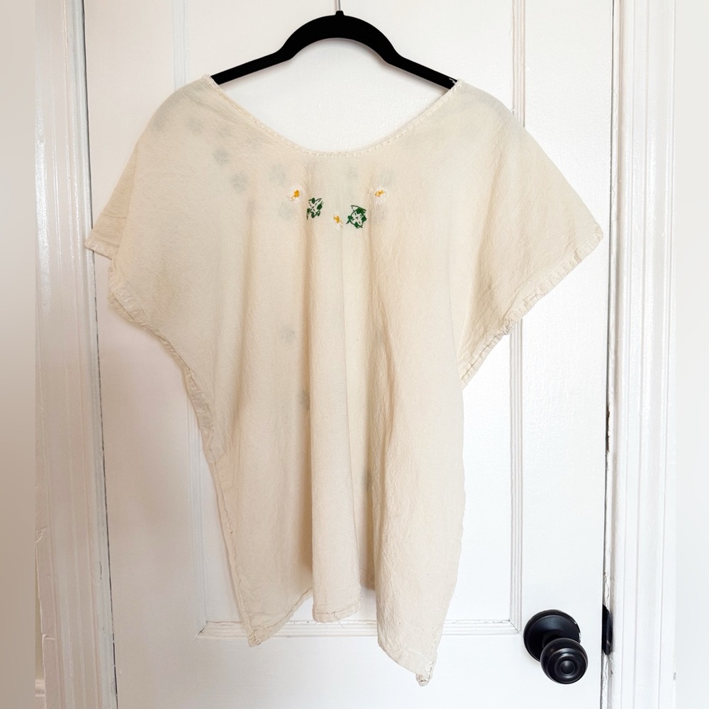 Mexican Floral Embroidered Cream Top - Picture 3 of 3